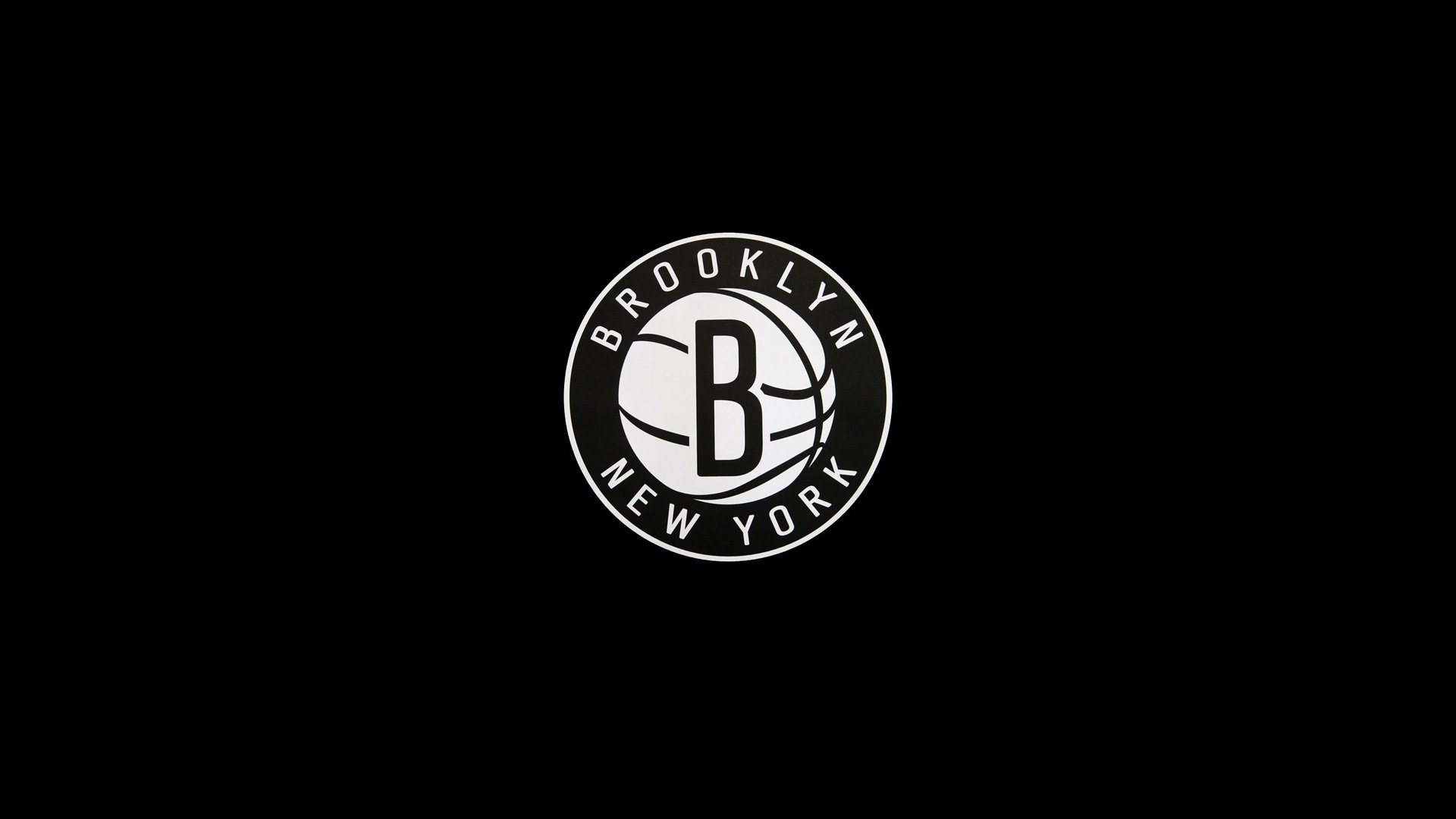 HTH Sports-红与黑的宿命对决，塞恩斯在梅赛德斯战车上的完美复仇，一己之力碾碎跃马王朝